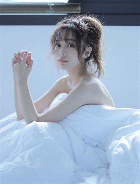 **โพสต์รีวิว: กลุ่ม บา คา ร่า line - อารมณ์แรง ระดับสุดยอด!** เพื่อนๆ ทุกคนสวัสดีครับ! วันนี้ผมขอพื้นที่พิเศษมากๆ เพื่อมาแนะนำเกม 'กลุ่ม บา คา ร่า line' ที่มันคือที่สุดแห่งความสนุกและความตื่นเต้นเลยล่ะ! 555 **วิธีดาวน์โหลด/เล่น** การเริ่มต้นเล่น 'กลุ่ม บา คา ร่า line' นั้นง่ายมากเลยครับ! ทุกคนสามารถดาวน์โหลดและเริ่มเล่นได้ทั้งใน App Store และ Play Store โดยเพียงแค่ค้นหาชื่อเกมแล้วกดติดตั้งก็พร้อมที่จะพบกับประสบการณ์เดิมๆ ที่ทุกคนต่างรัก! **ฟีเจอร์เด่น** อุ๊ย! มันจัดเต็มถึงกับต้องตกใจเสีย! 'กลุ่ม บา คา ร่า line' มาพร้อมกับฟีเจอร์ที่ทุกคนต้องชื่นชมเลยครับ! ตั้งแต่กราฟิกสุดเริ่ดที่ทำให้ภาพเคลื่อนไหวเต็มตา จนถึงเสียงเพลงที่ทำให้เครียดเพลินได้พร้อมกัน! บอกเลยว่าตื่นเต้นไม่ซื้อไม่รู้! **ประสบการณ์เล่น** แล้วมาที่ส่วนสำคัญสุดบนของ 'กลุ่ม บา คา ร่า line' คือประสบการณ์เล่นที่ไม่เหมือนใคร! ผมแต่เดินท่องตามโลกนี้กับเพื่อนๆ และได้สัมผัสความสนุก ความตื่นเต้น และความท้าทายที่ทำให้ผมต้องพูดได้แค่ว่า 